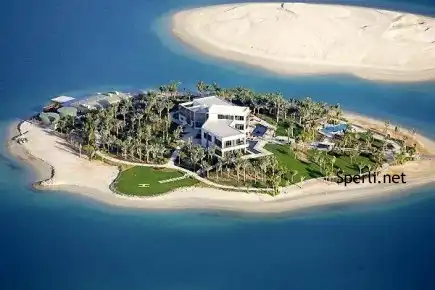Михаэлю Шумахеру шейх Дубая Мохаммад бин Рашид Аль Мактум, подарил остров.