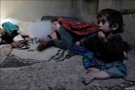 Афганистан - деревня наркоманов