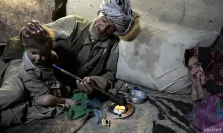 Афганистан - деревня наркоманов