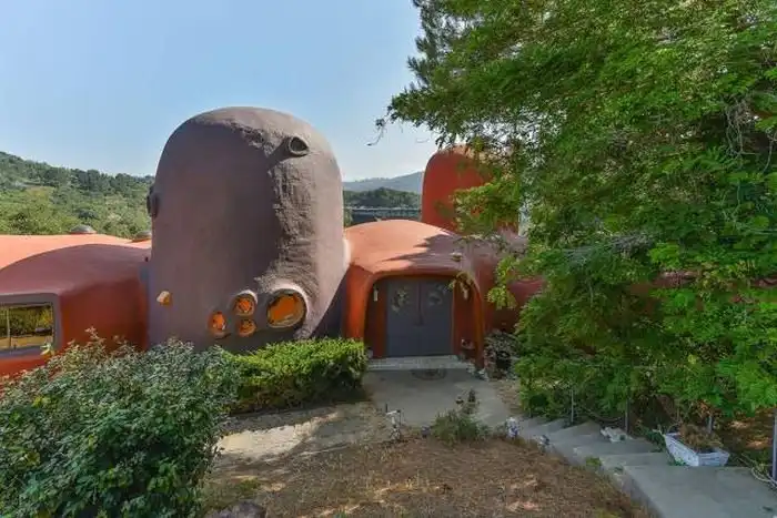 Необычный дом в Калифорнии
