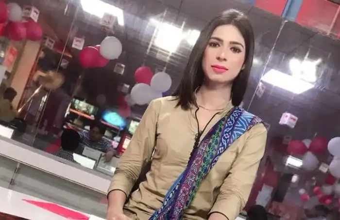 Трансгендер стал ведущим новостей на пакистанском телевидении